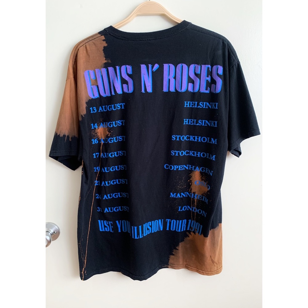 BRAVADO | Guns N’ Roses Use Your Illusion Graphic - Picture 3 of 7